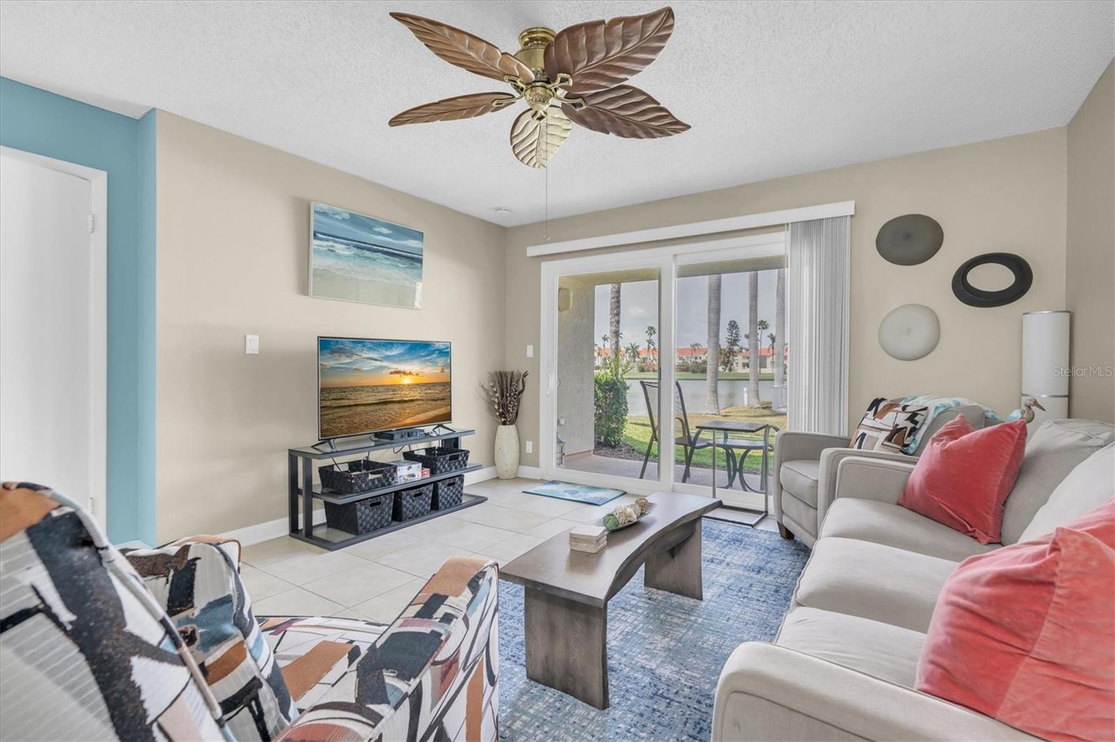 Image 8 of 41 For 6100 Bahia Del Mar Circle 105
