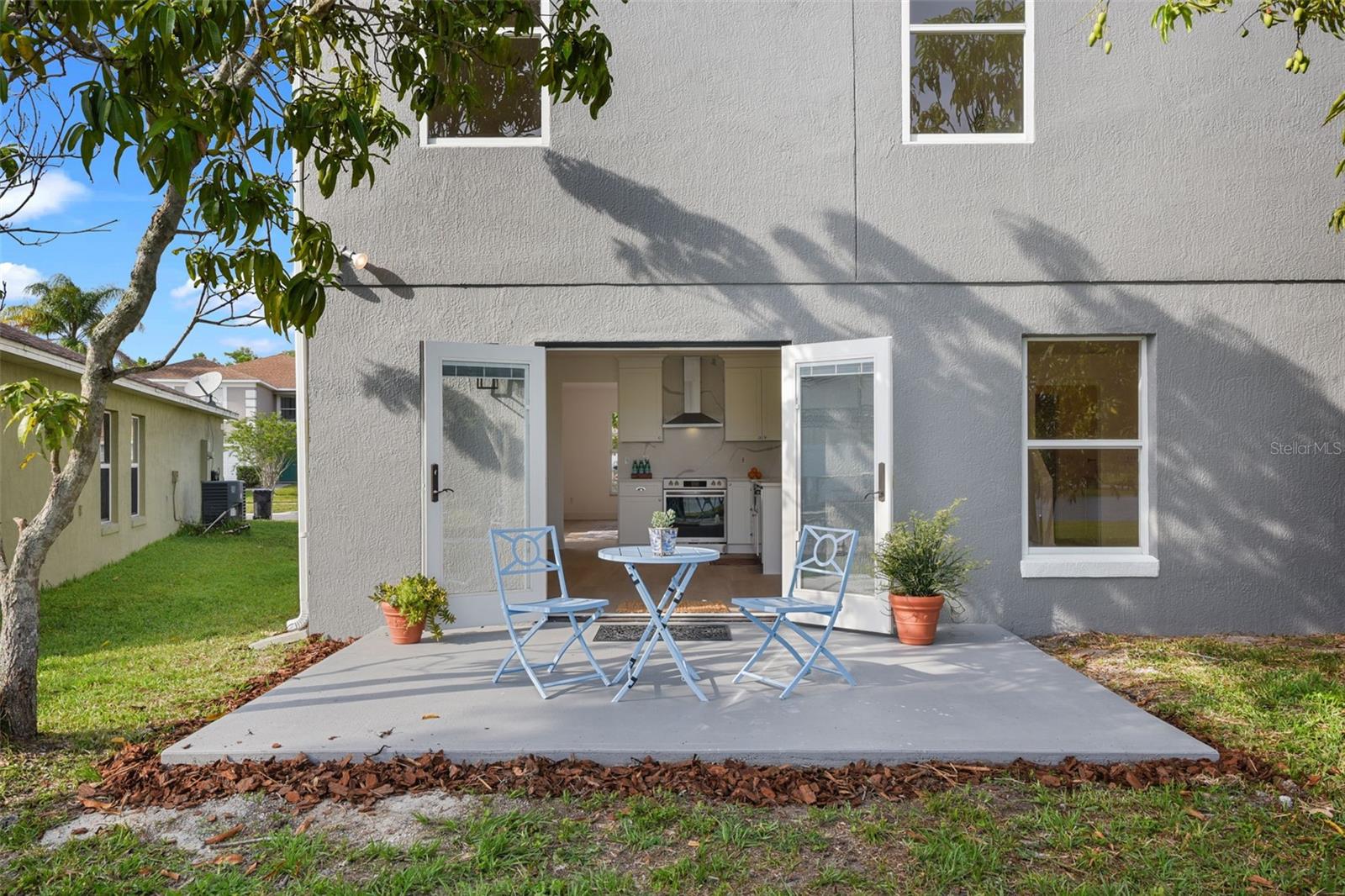 Image 16 of 48 For 1322 Aguacate Court
