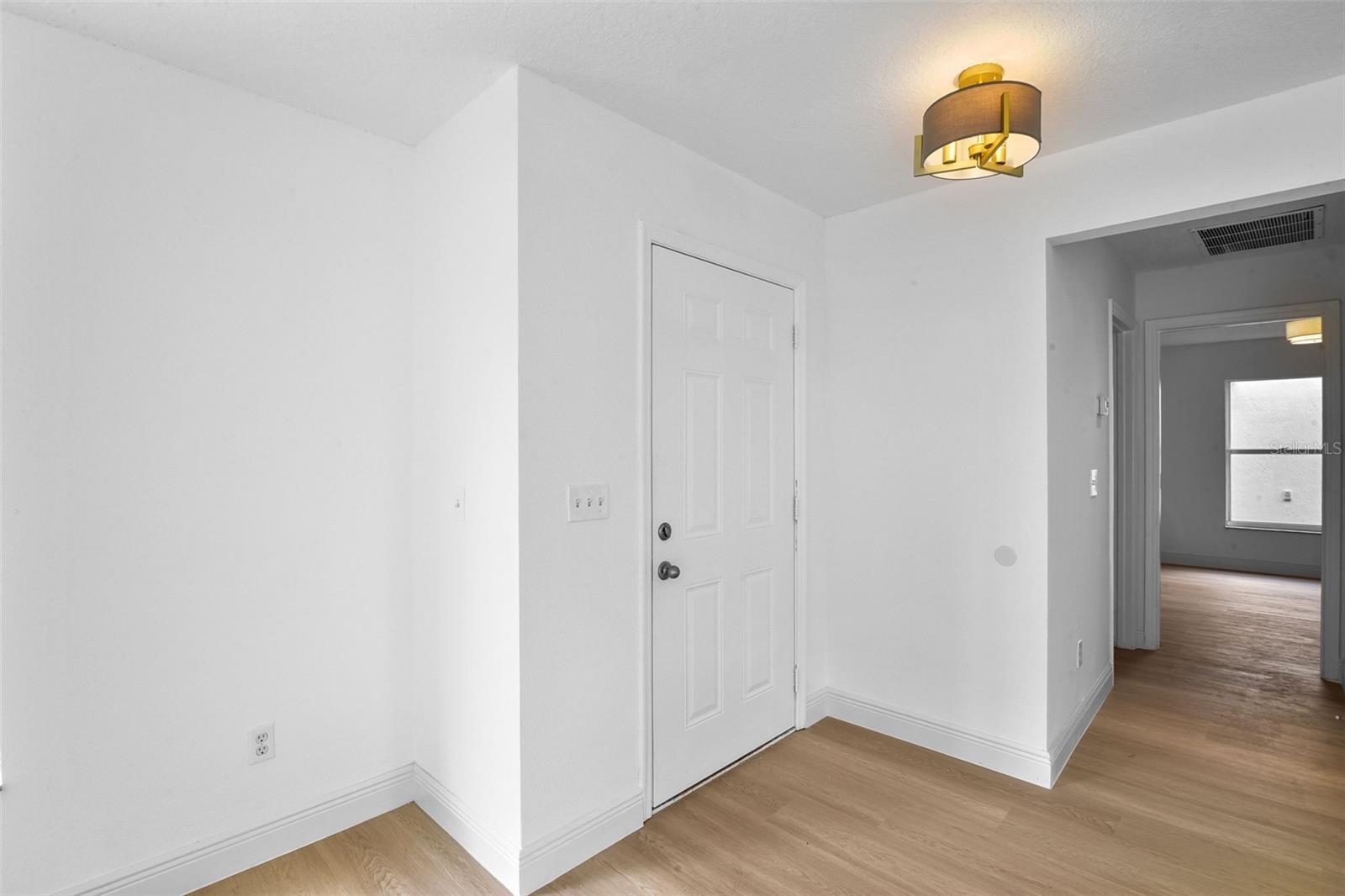 Image 18 of 48 For 1322 Aguacate Court