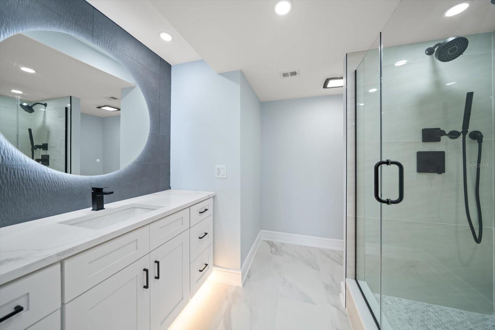 Listing photo id 15 for 1400 Gulf Boulevard 804