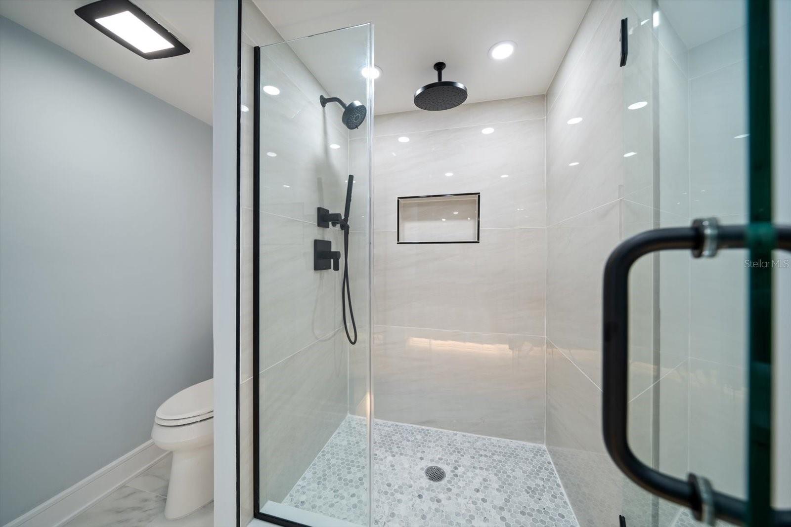 Listing photo id 17 for 1400 Gulf Boulevard 804