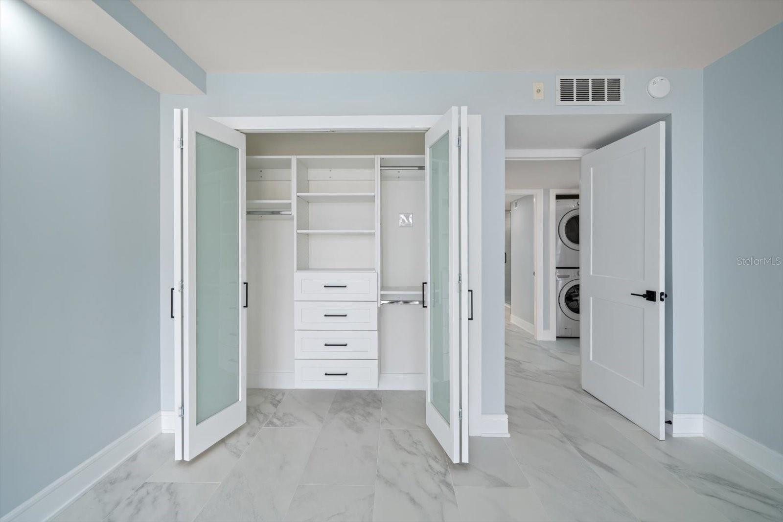 Listing photo id 18 for 1400 Gulf Boulevard 804