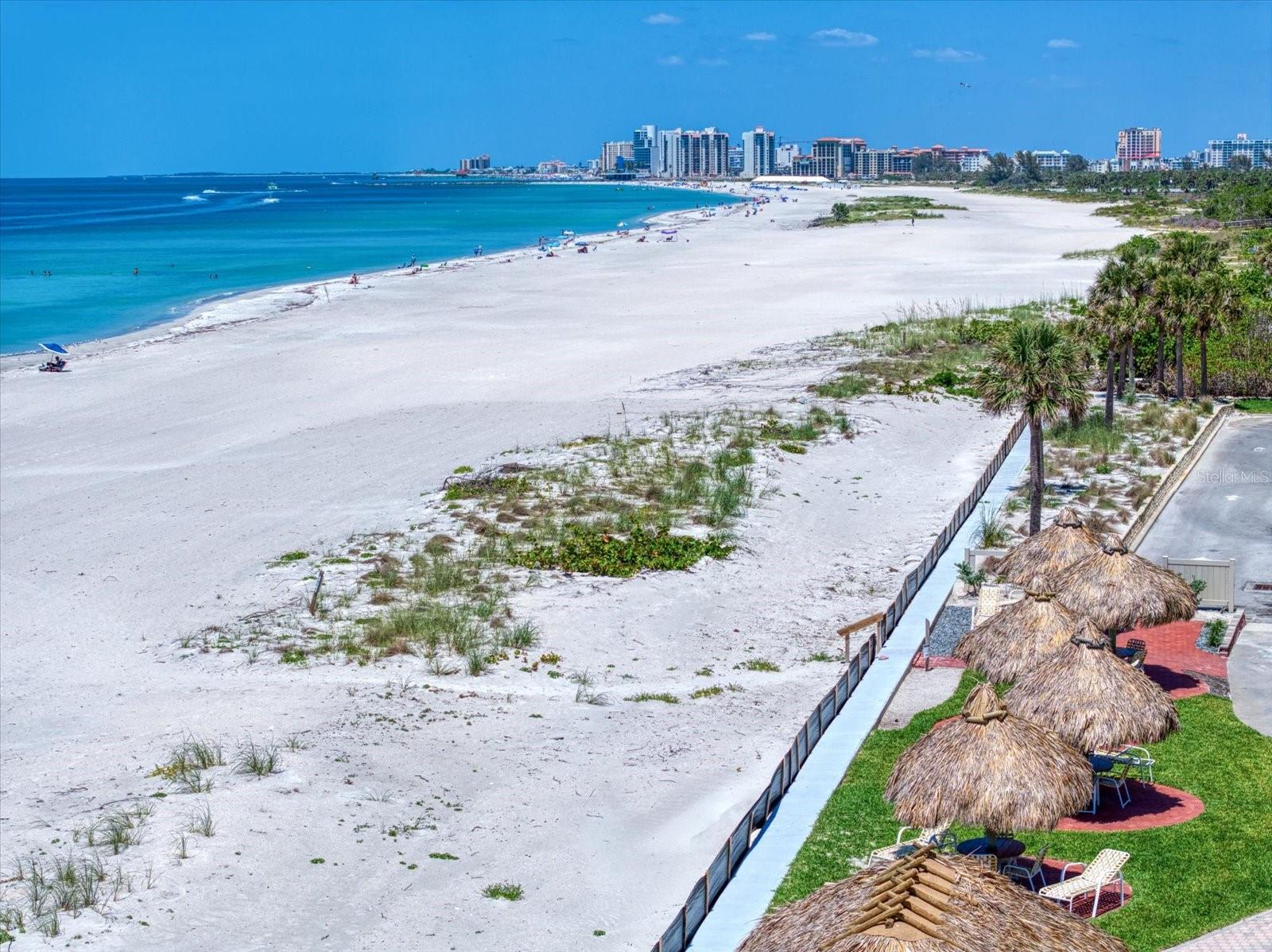 Listing photo id 34 for 1400 Gulf Boulevard 804