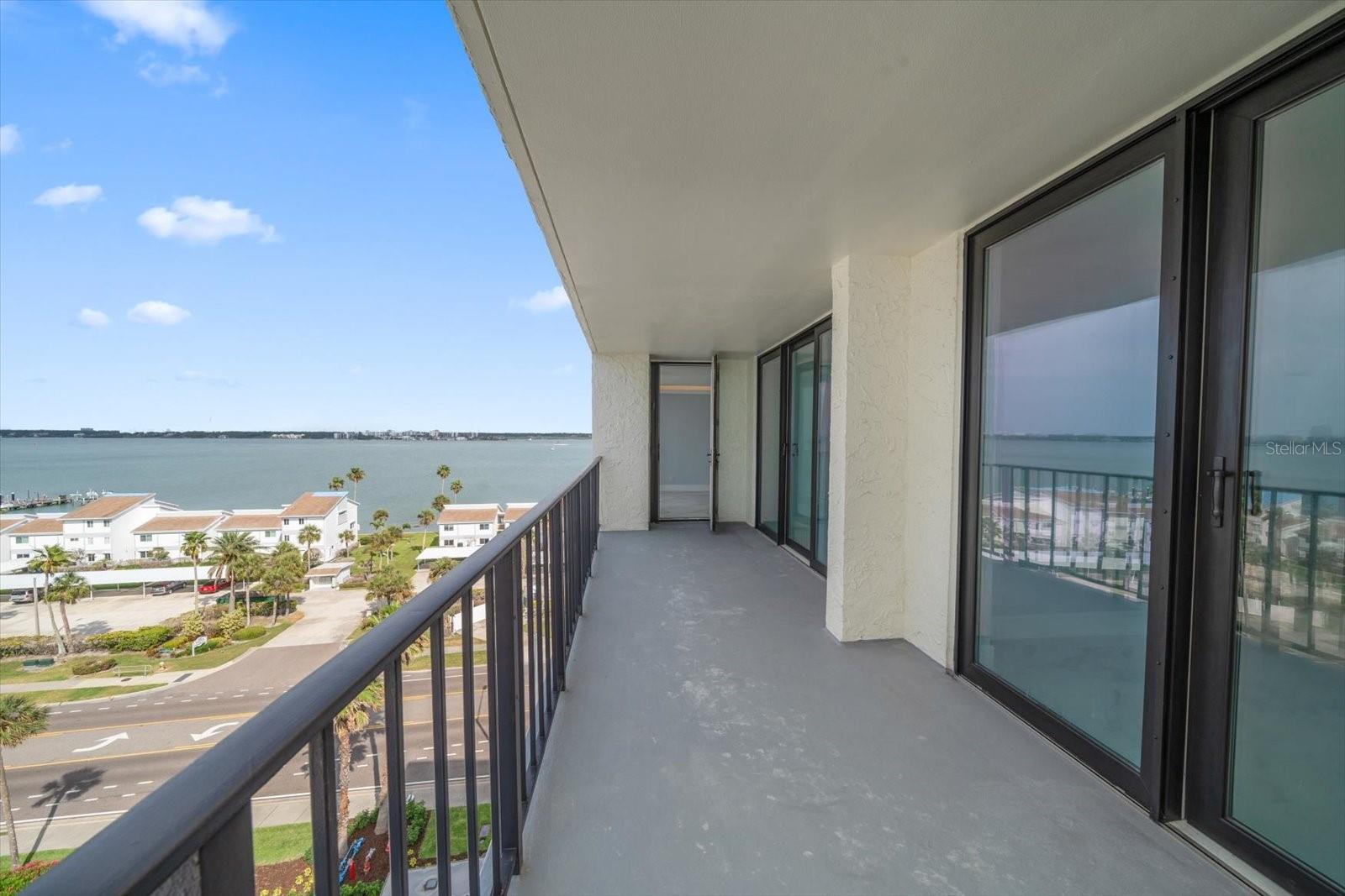 Listing photo id 5 for 1400 Gulf Boulevard 804