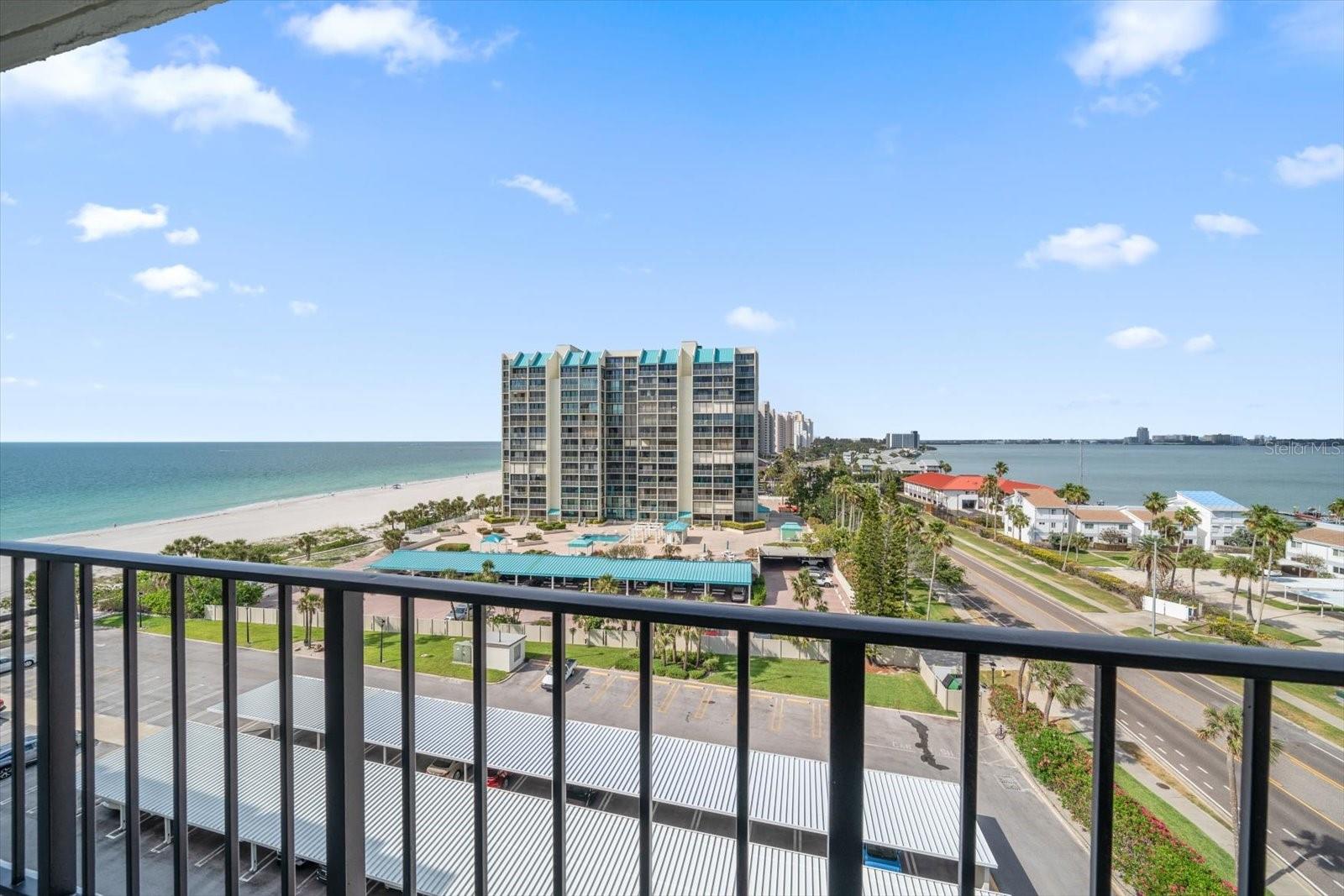 Listing photo id 6 for 1400 Gulf Boulevard 804