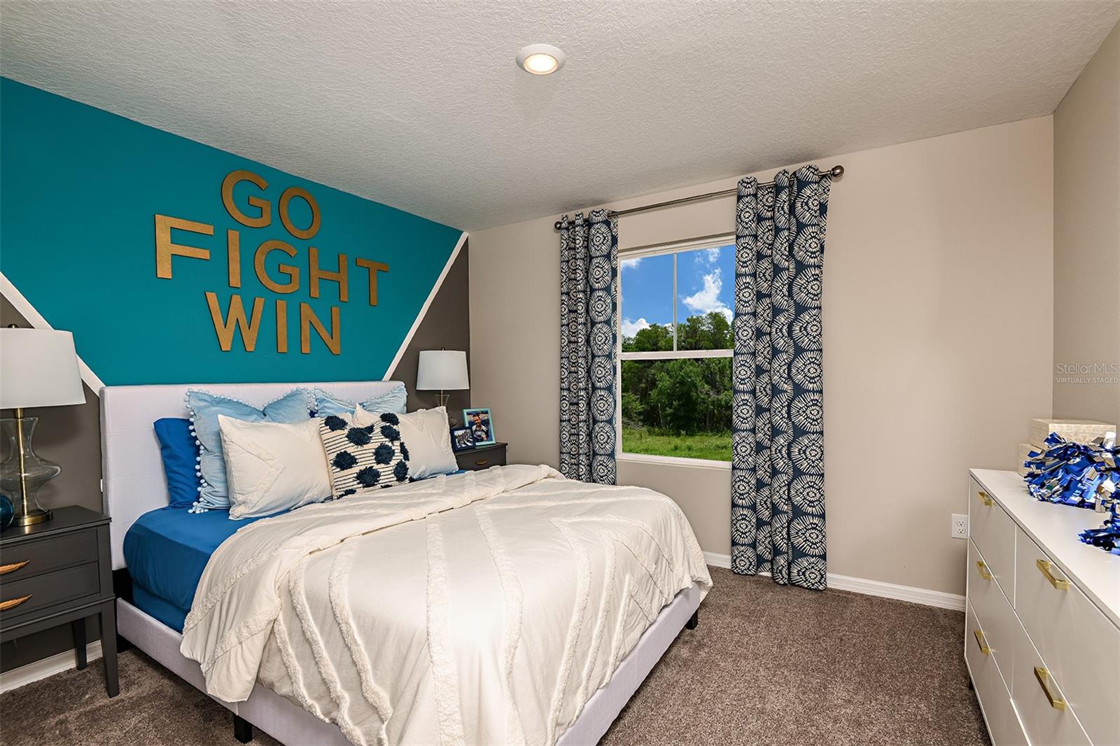 Listing photo id 7 for 37017 Sagemoor Drive