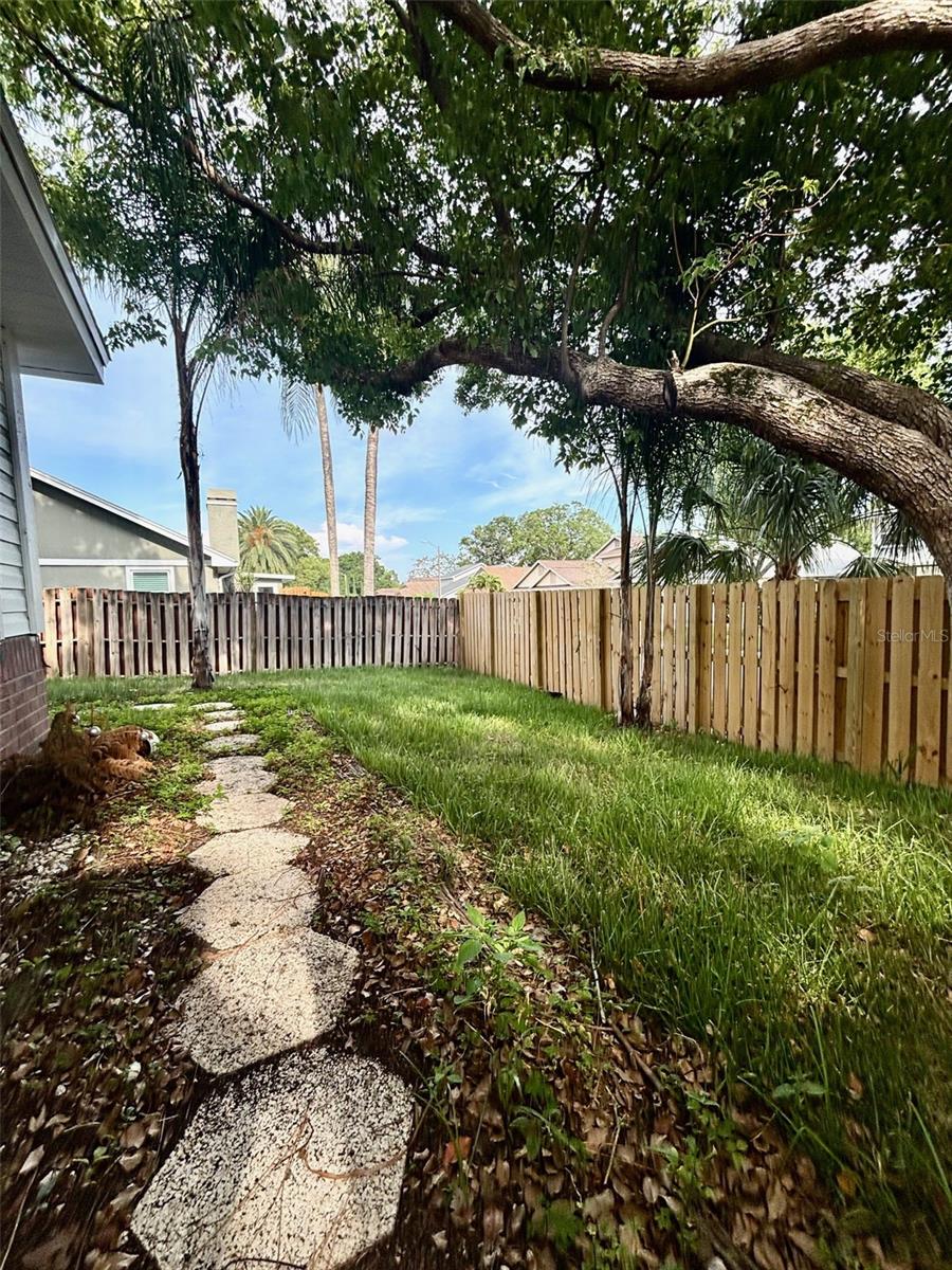 Image 22 of 23 For 2233 Springwood Circle W