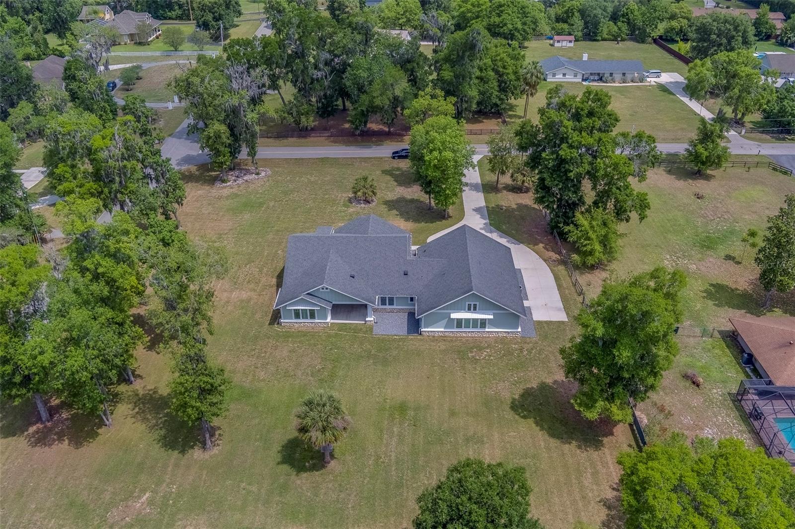Image 90 of 98 For 4004 47th Place