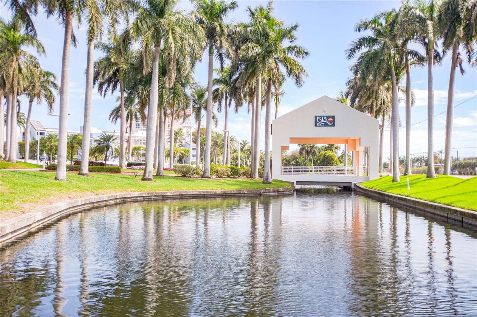 Image 30 of 31 For 5279 Isla Key Boulevard S 313