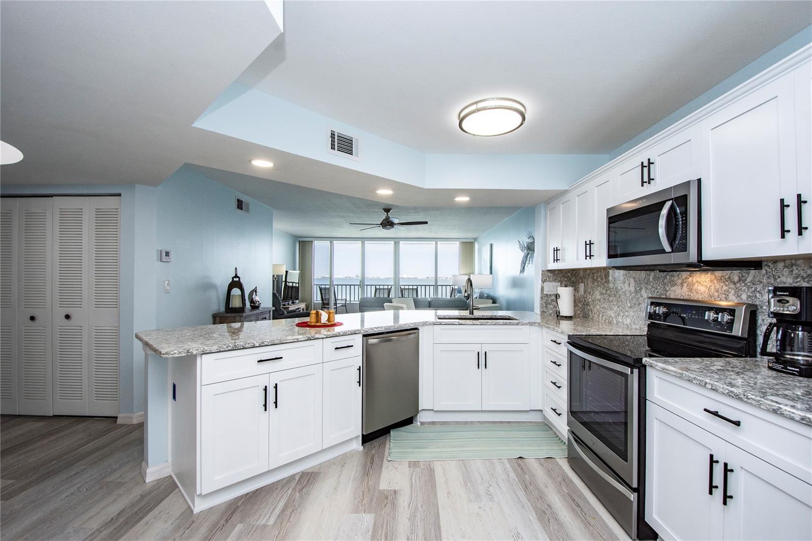 Image 4 of 31 For 5279 Isla Key Boulevard S 313