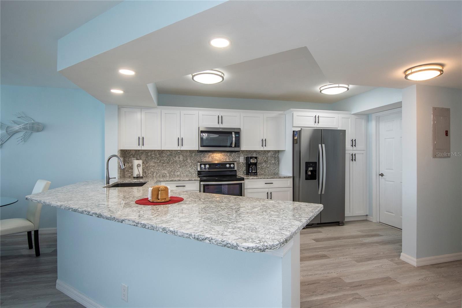 Image 7 of 31 For 5279 Isla Key Boulevard S 313