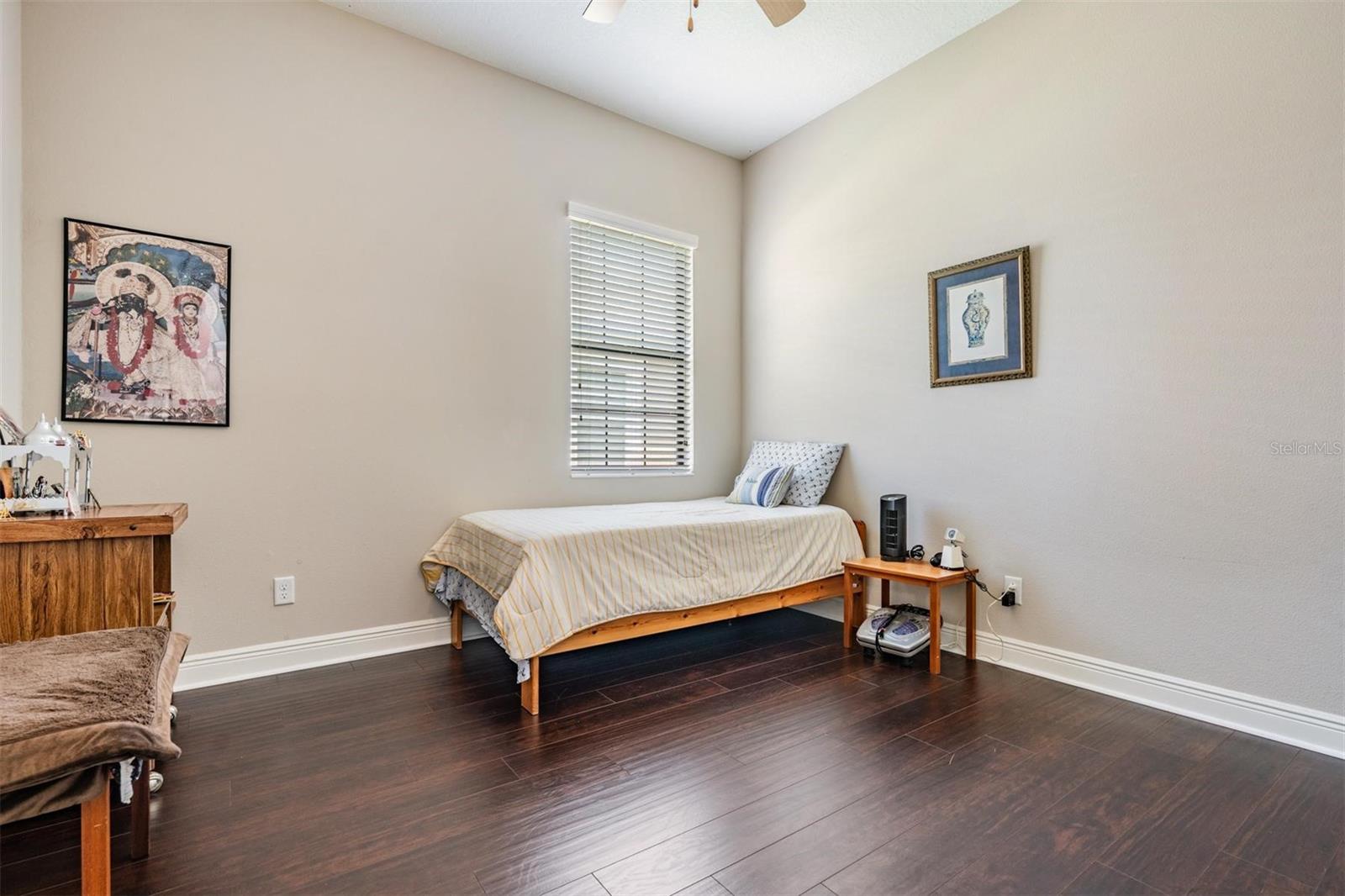 Listing photo id 20 for 32242 Summerglade Drive