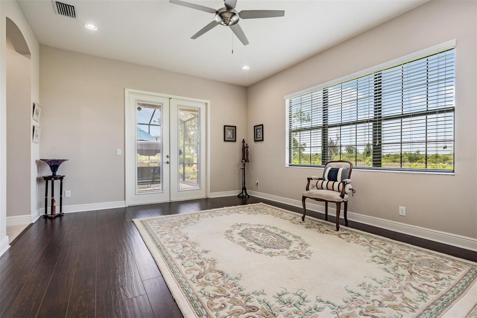 Listing photo id 25 for 32242 Summerglade Drive