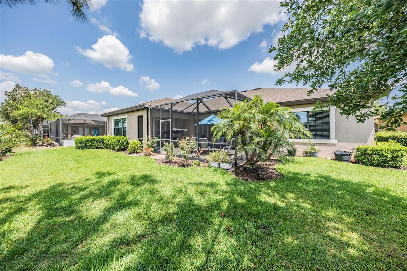 Listing photo id 31 for 32242 Summerglade Drive