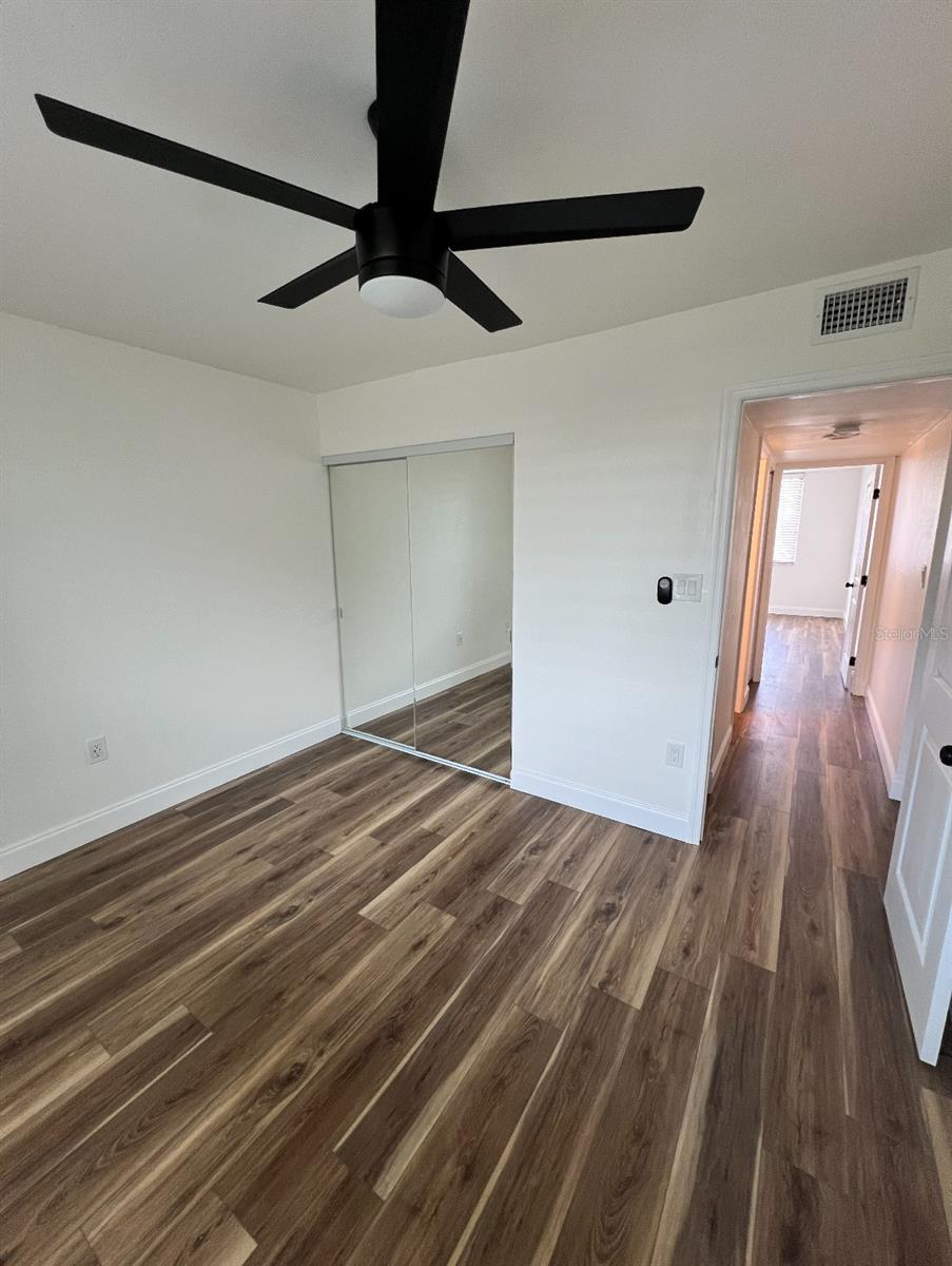 Image 13 of 16 For 2424 Tampa Bay Boulevard 203
