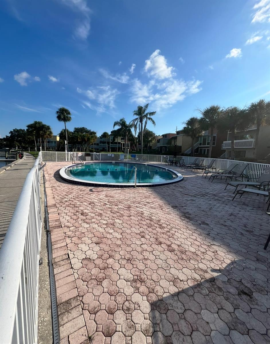 Image 14 of 16 For 2424 Tampa Bay Boulevard 203