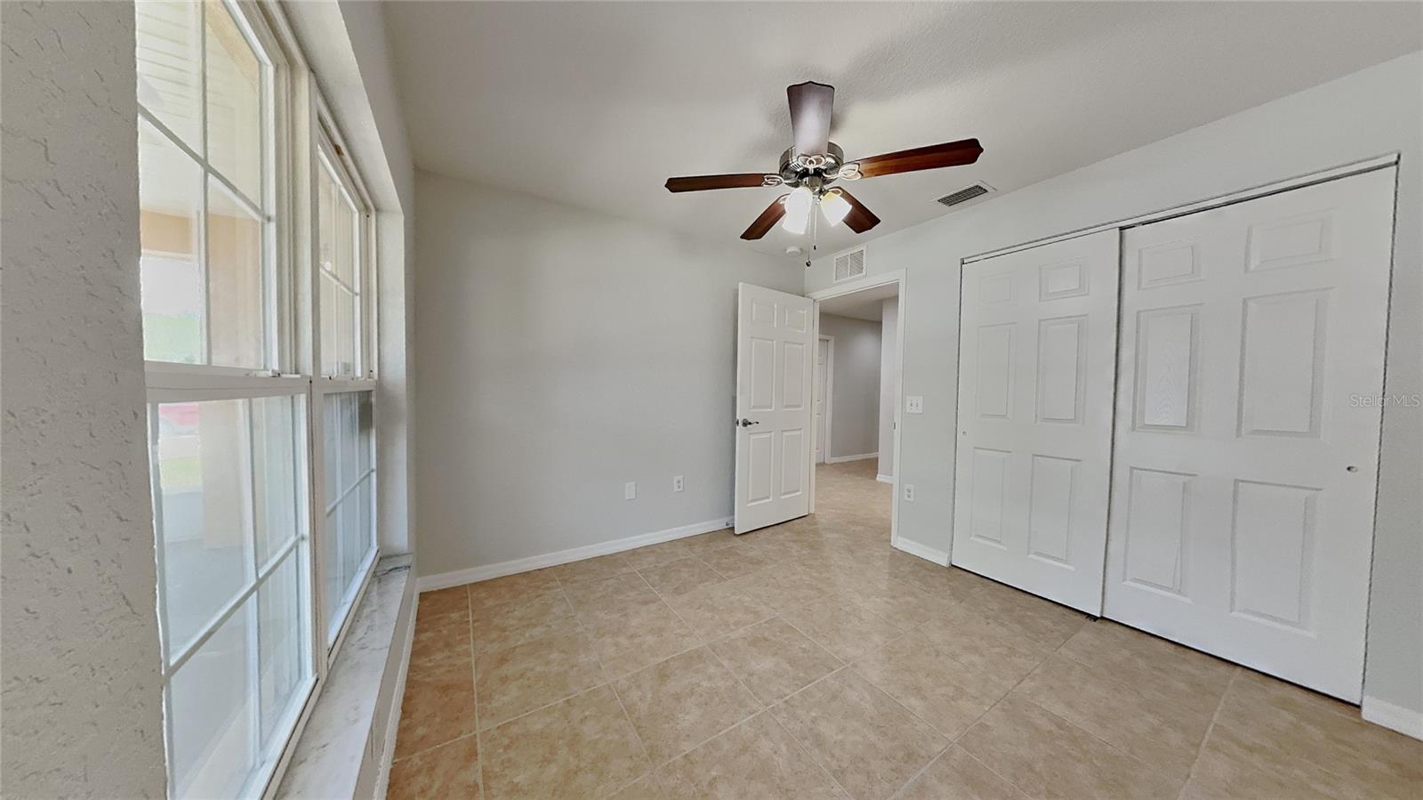 Image 11 of 16 For 1850 Fuller Drive