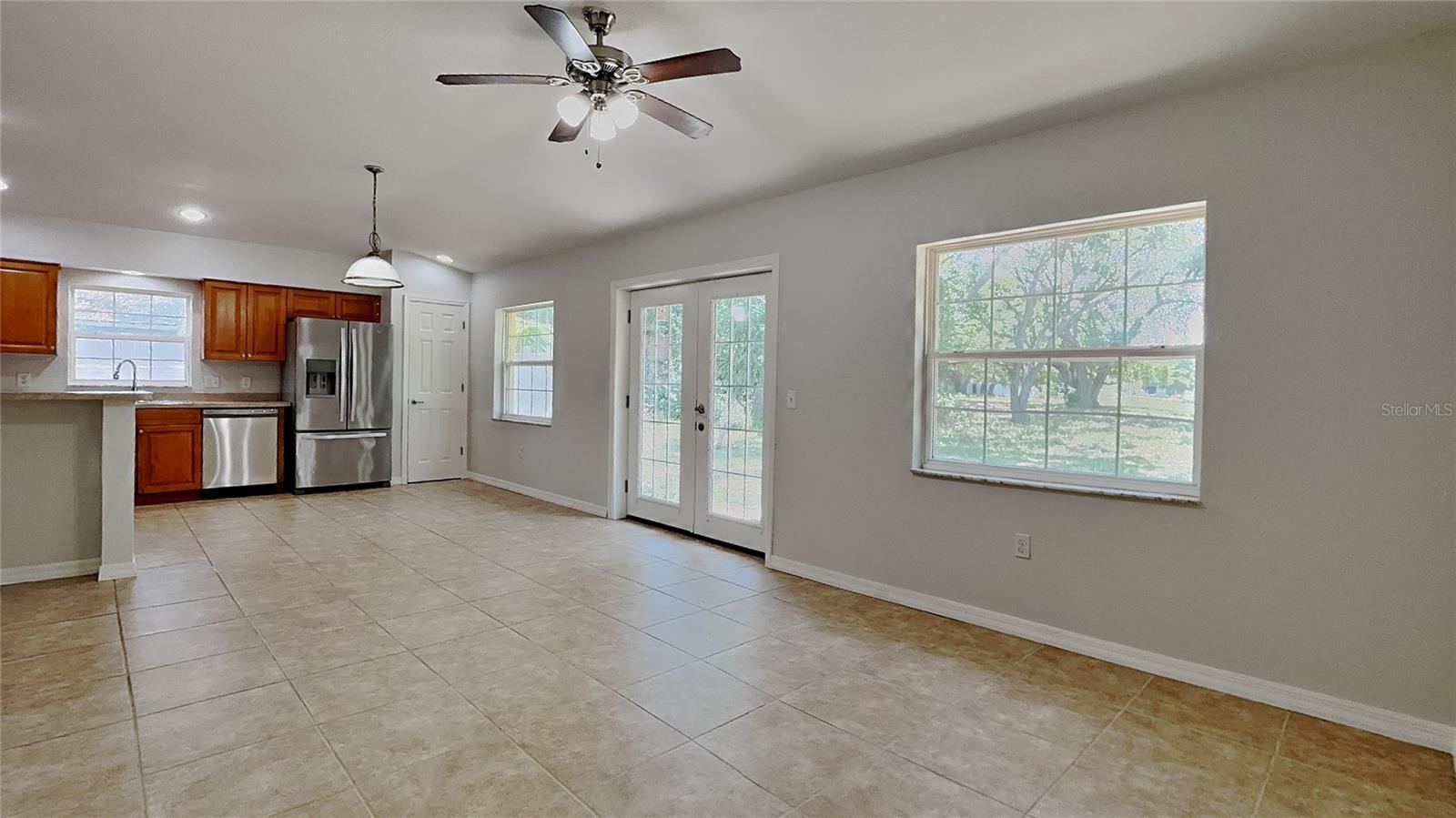 Image 8 of 16 For 1850 Fuller Drive