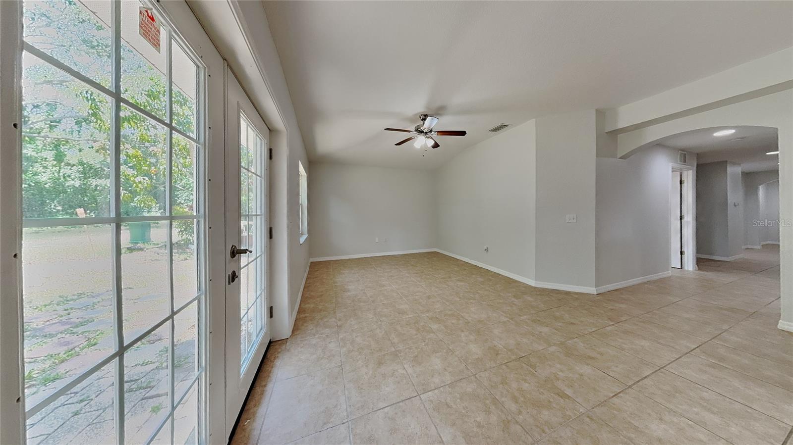 Image 9 of 16 For 1850 Fuller Drive