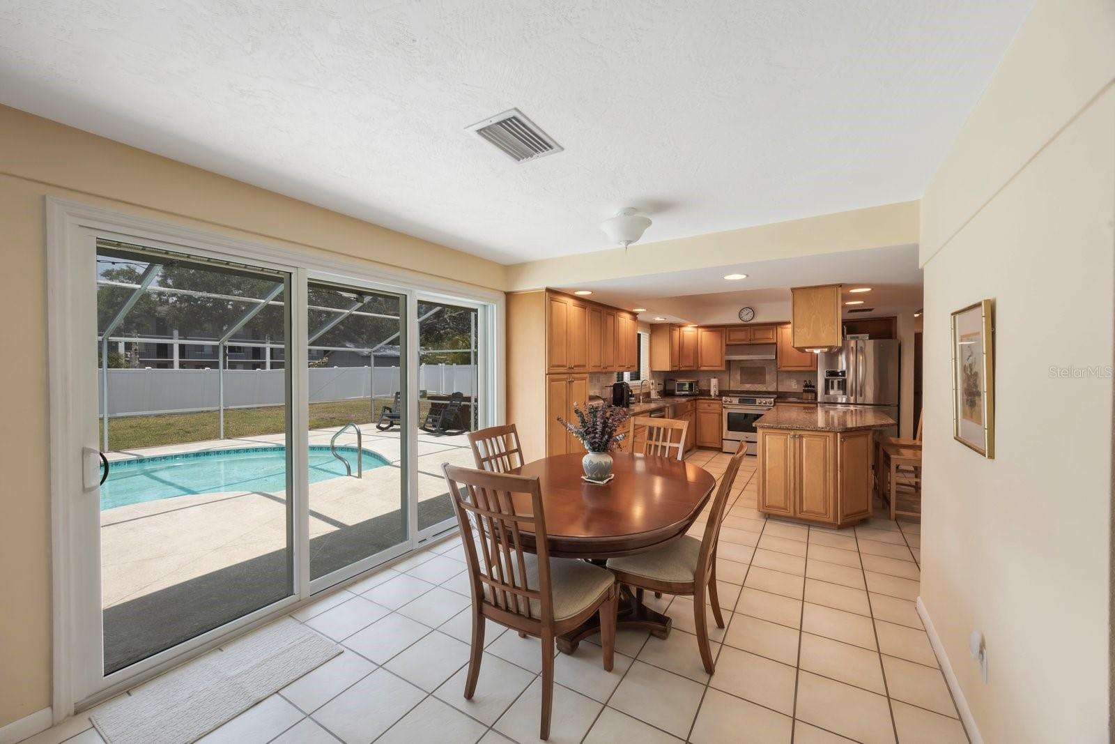 Image 11 of 46 For 13821 Joyce Drive