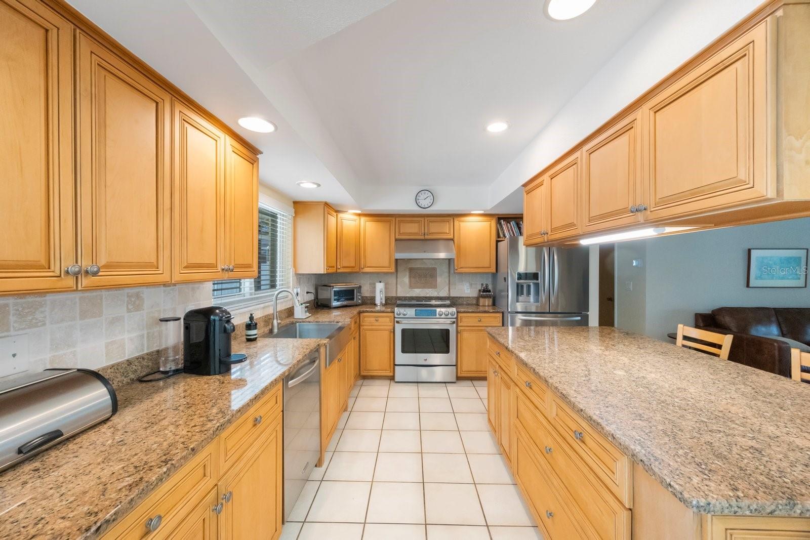Image 17 of 46 For 13821 Joyce Drive