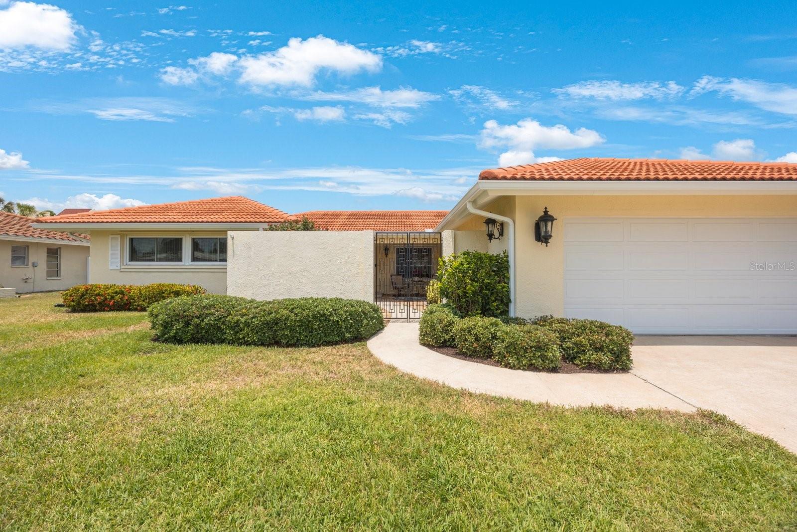 Image 2 of 46 For 13821 Joyce Drive
