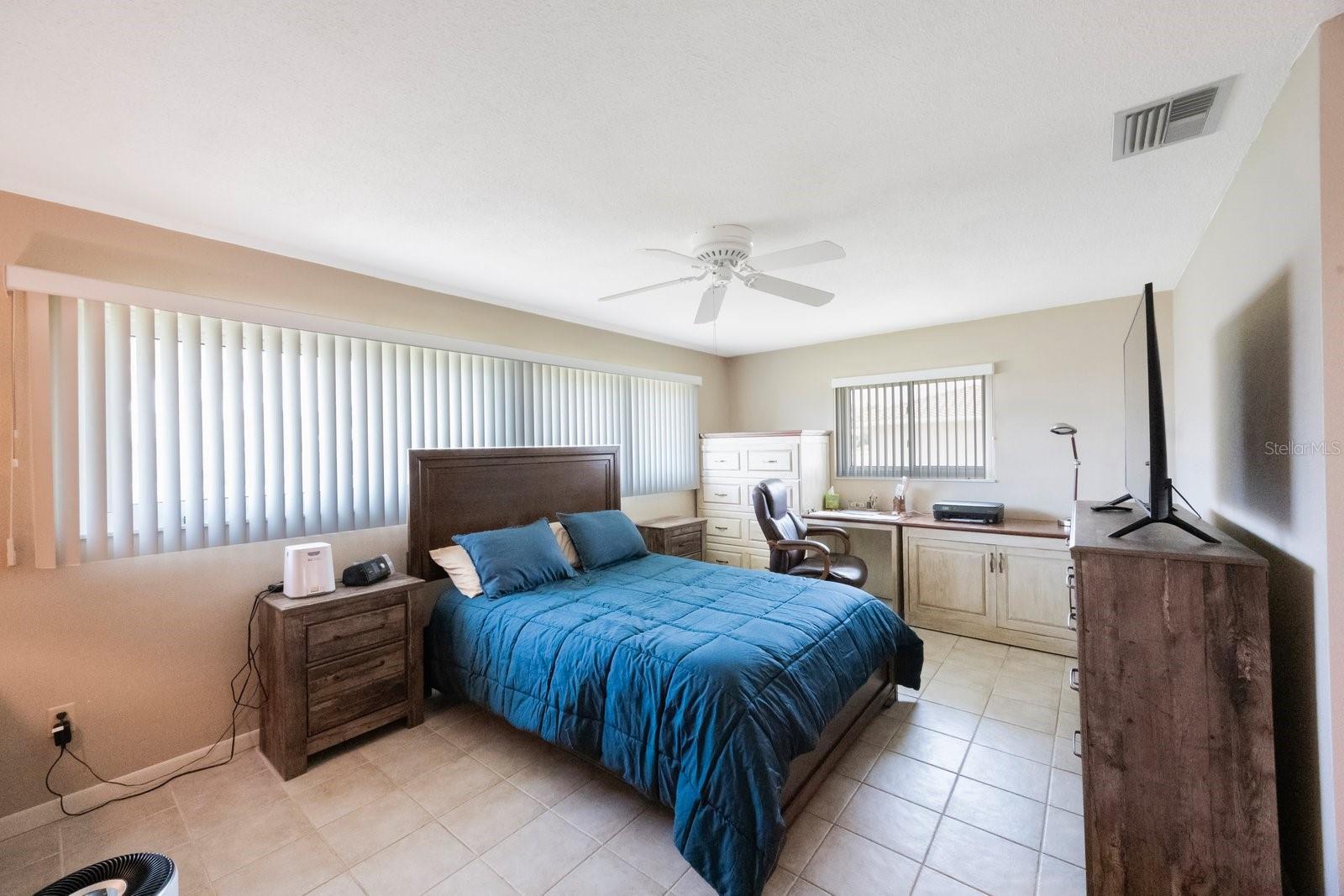 Image 21 of 46 For 13821 Joyce Drive