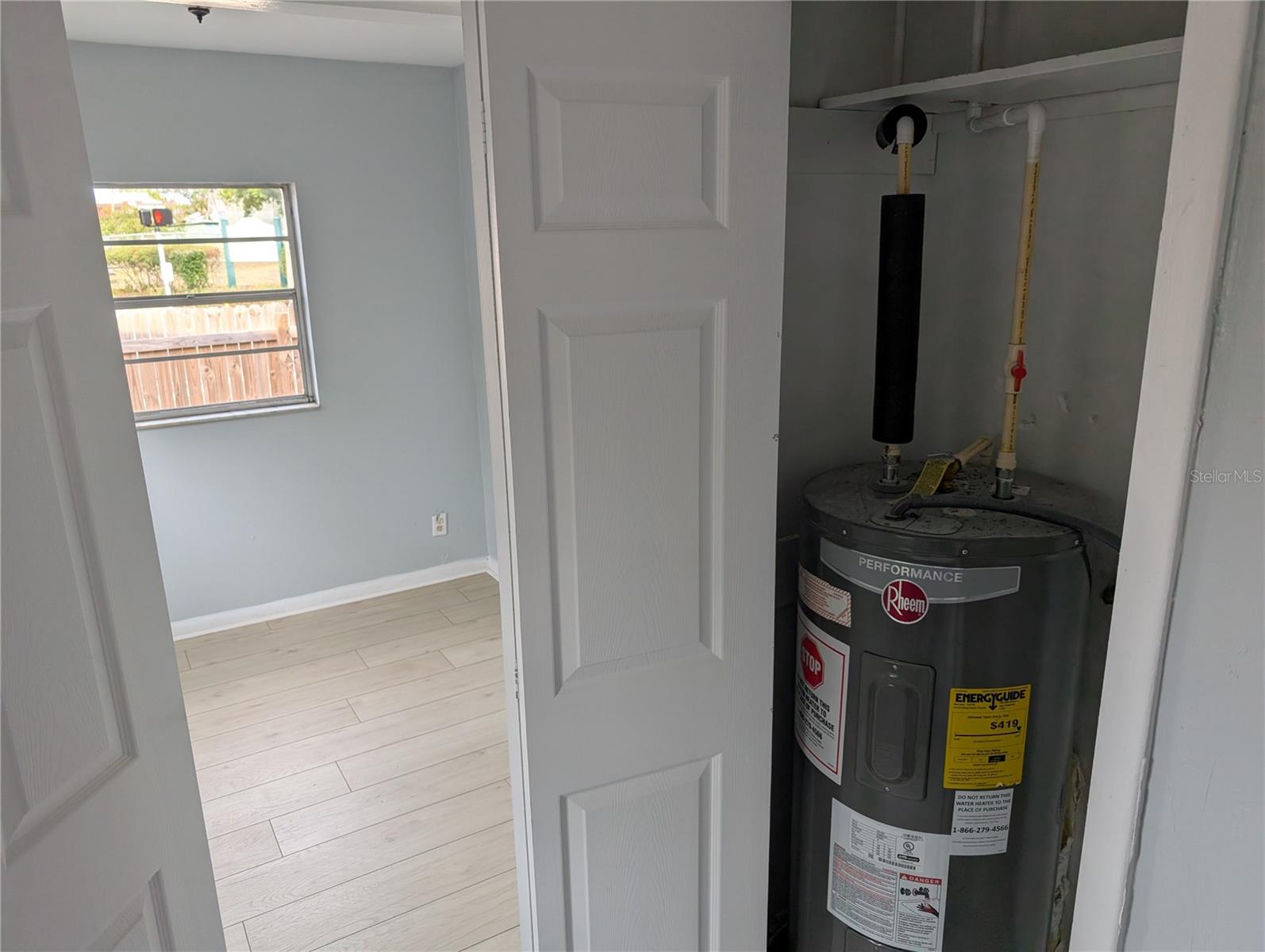 Image 10 of 11 For 1316 Holmes Avenue