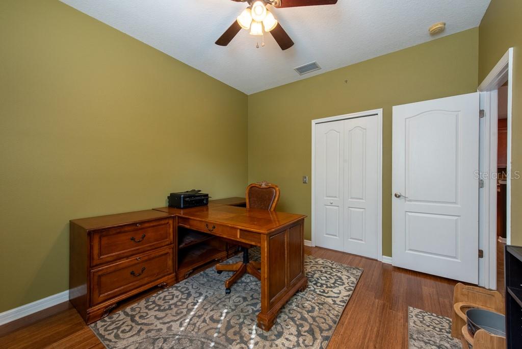 Image 17 of 61 For 18424 Cypress Bay Parkway