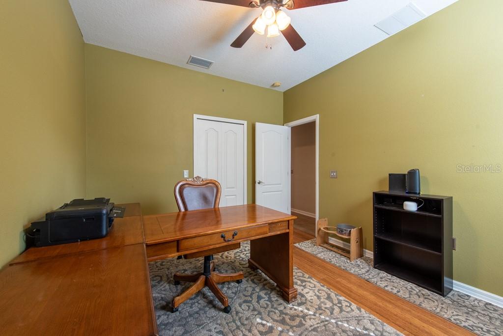 Image 18 of 61 For 18424 Cypress Bay Parkway