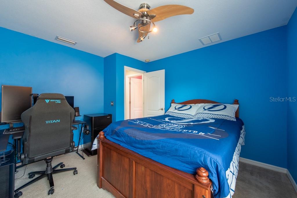 Image 29 of 61 For 18424 Cypress Bay Parkway