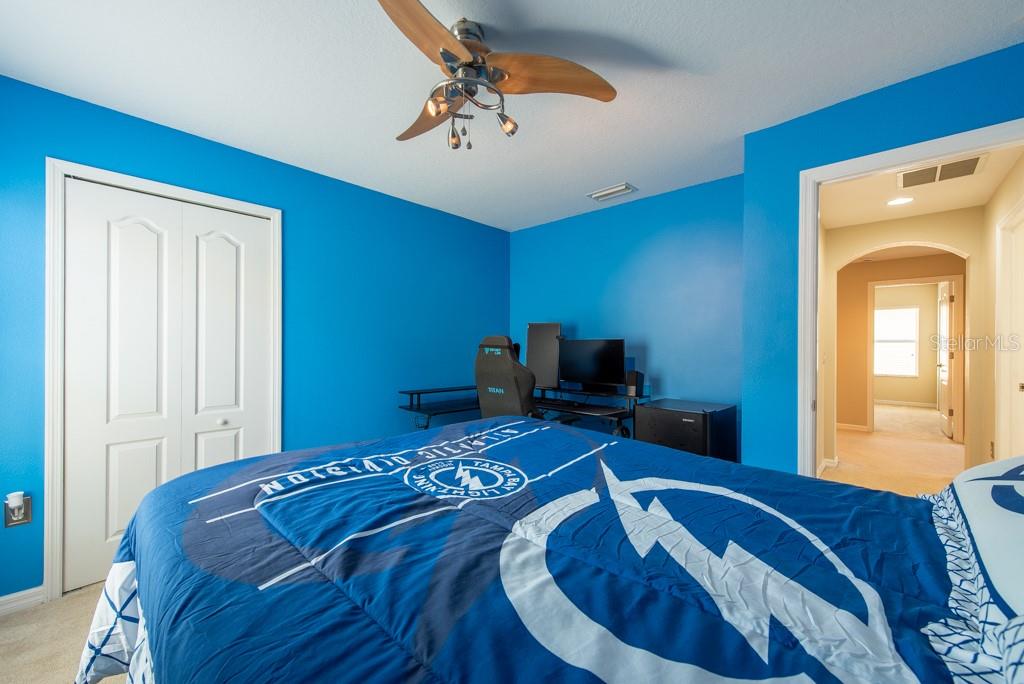 Image 30 of 61 For 18424 Cypress Bay Parkway