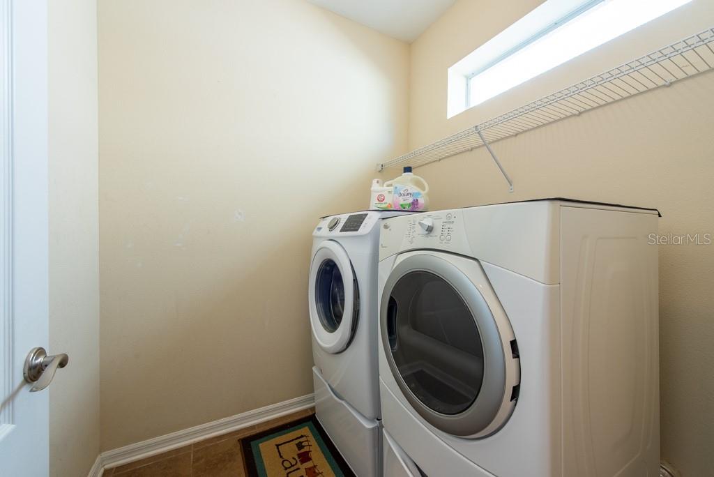 Image 41 of 61 For 18424 Cypress Bay Parkway