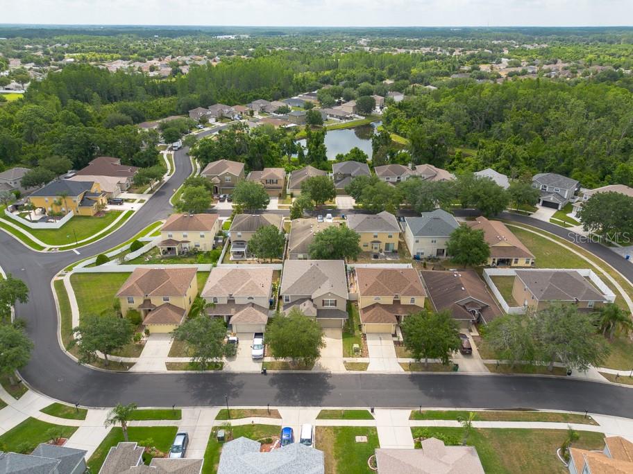 Image 54 of 61 For 18424 Cypress Bay Parkway