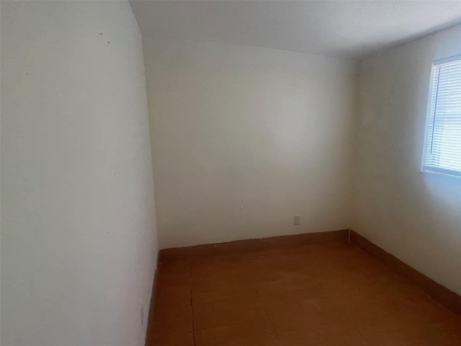 Image 10 of 22 For 6289 30th Street N