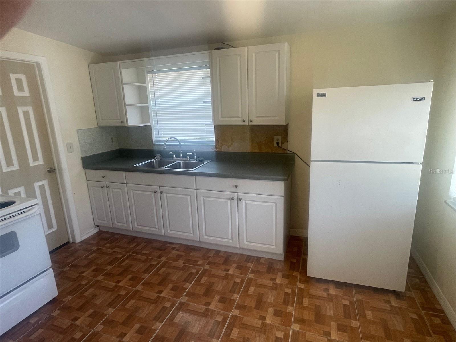Image 6 of 22 For 6289 30th Street N