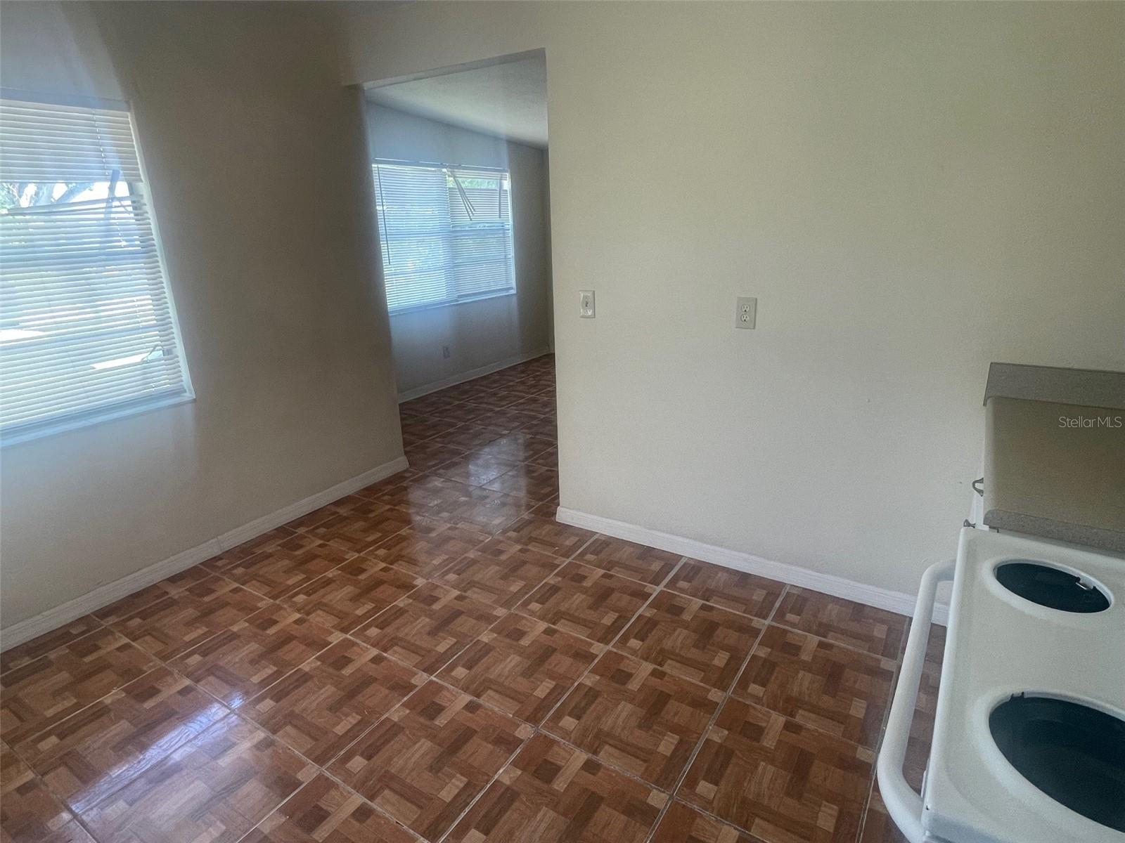 Image 8 of 22 For 6289 30th Street N