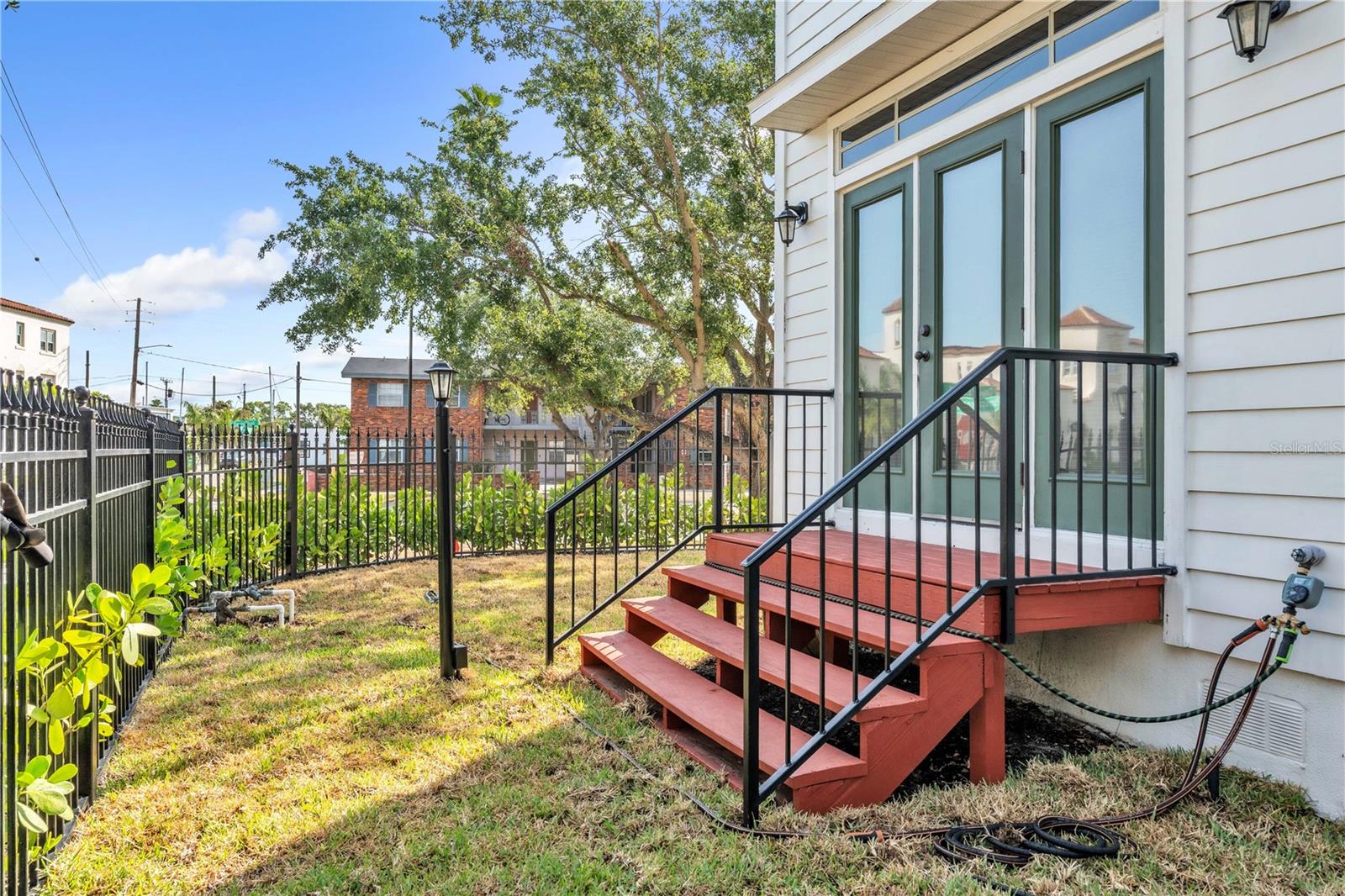 Image 15 of 31 For 113 Bosphorous Avenue 5