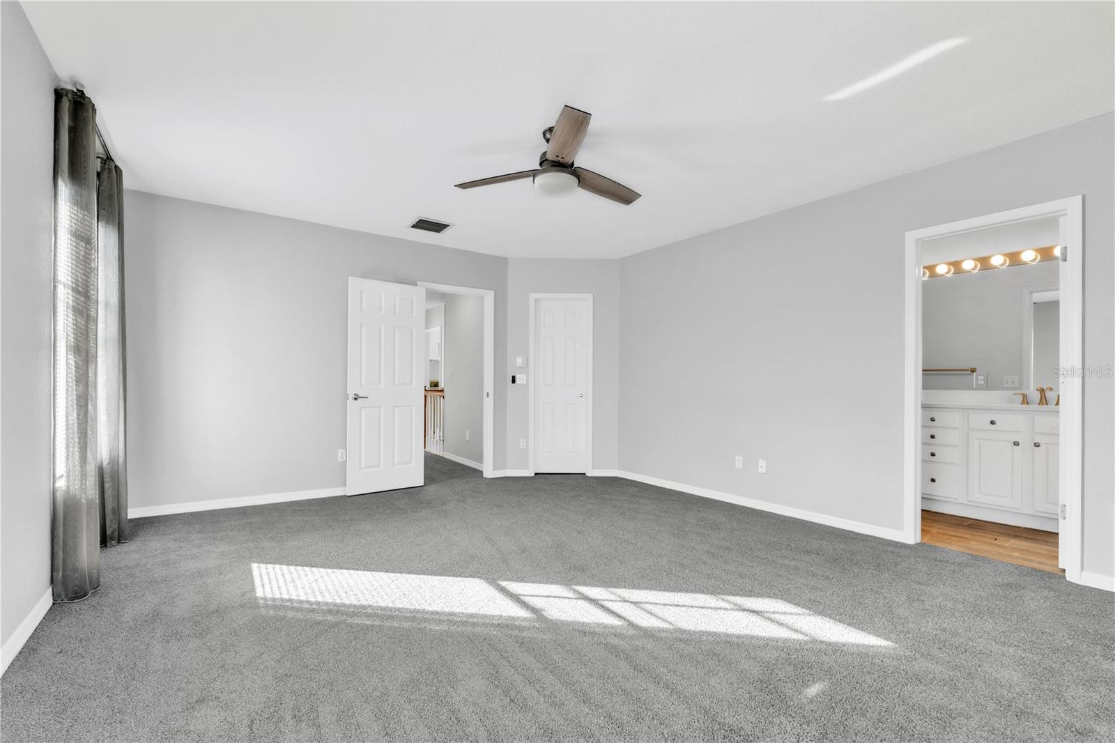Image 26 of 31 For 113 Bosphorous Avenue 5