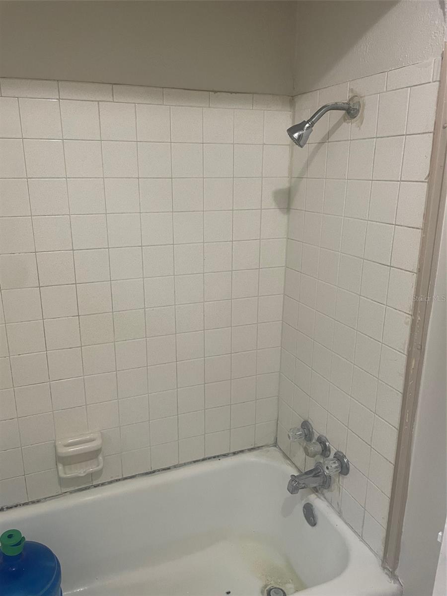 Image 13 of 17 For 1910 28th Street S