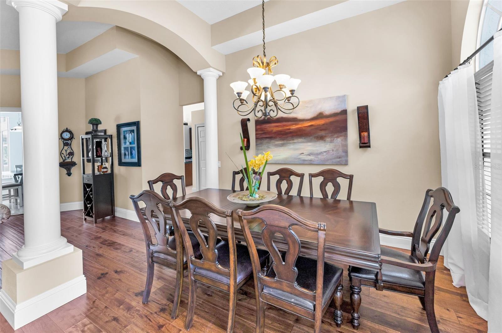 Listing photo id 11 for 9208 Brindlewood Drive
