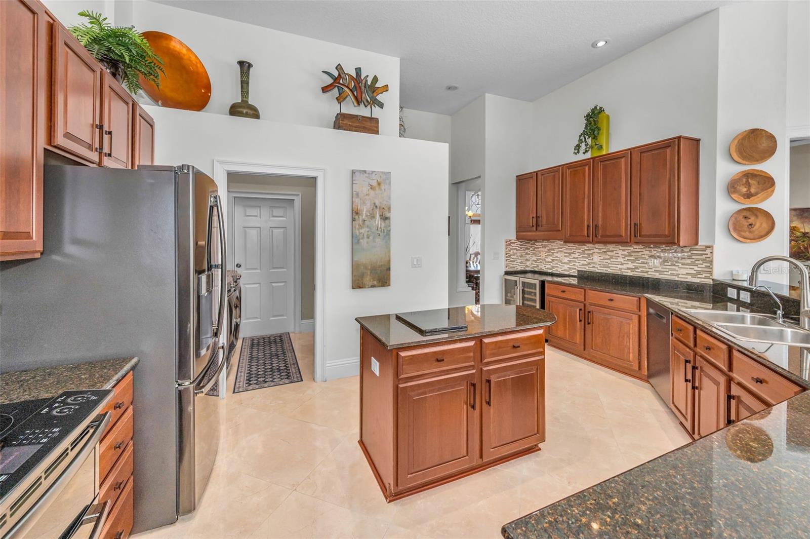 Listing photo id 20 for 9208 Brindlewood Drive