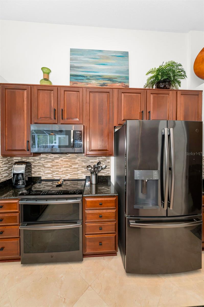 Listing photo id 22 for 9208 Brindlewood Drive
