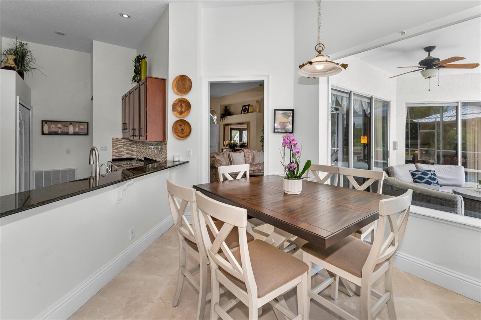 Listing photo id 26 for 9208 Brindlewood Drive