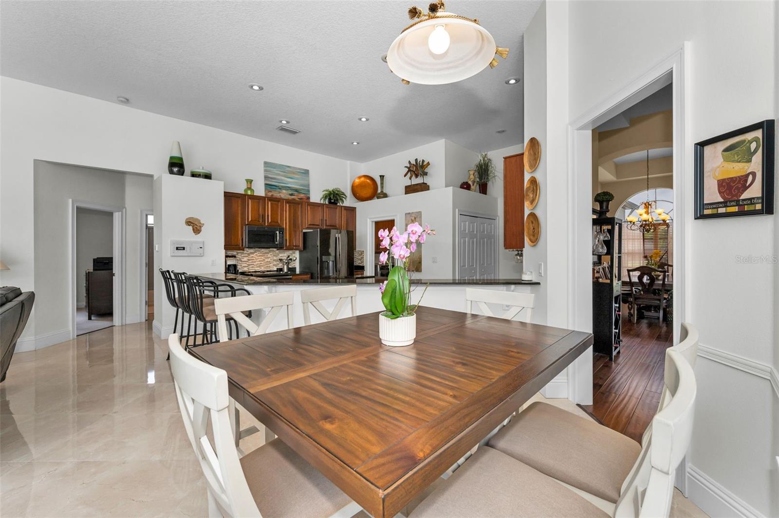Listing photo id 27 for 9208 Brindlewood Drive