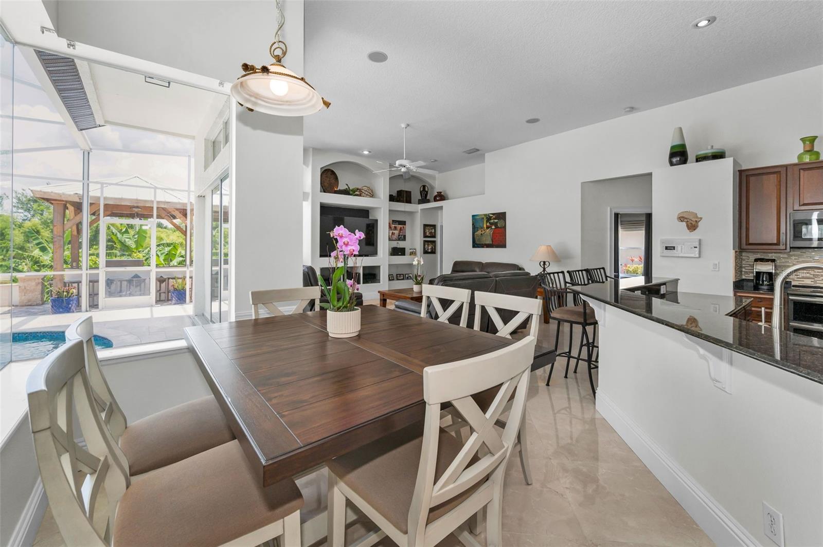 Listing photo id 28 for 9208 Brindlewood Drive