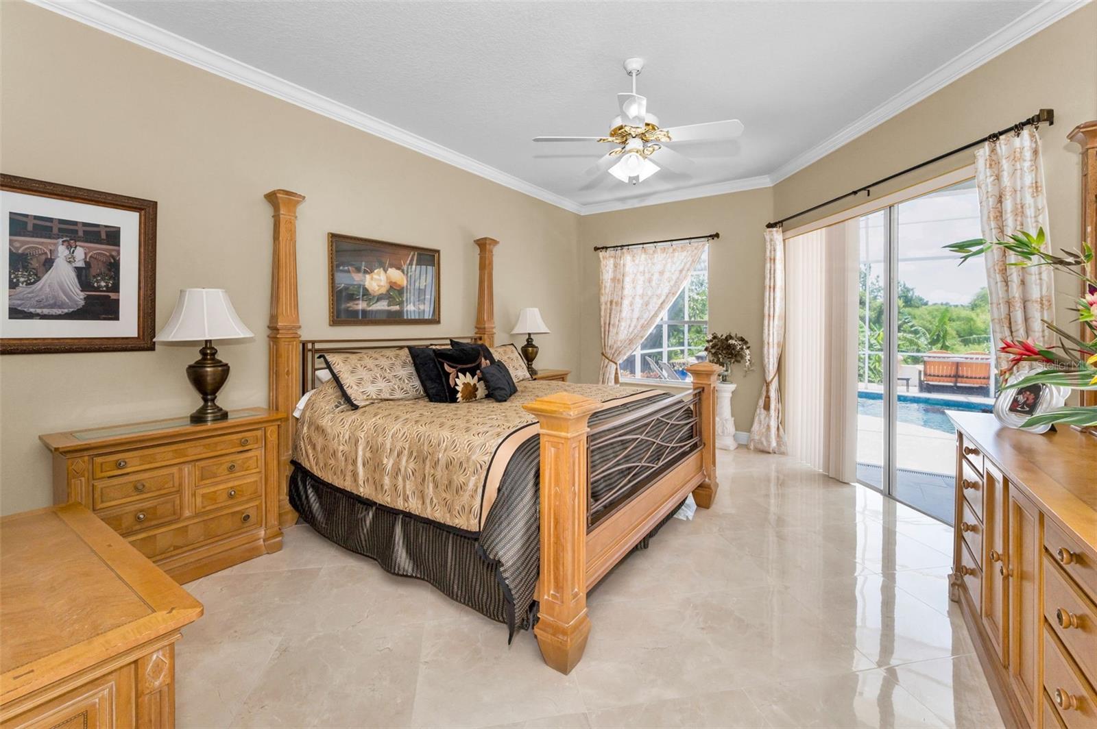 Listing photo id 33 for 9208 Brindlewood Drive
