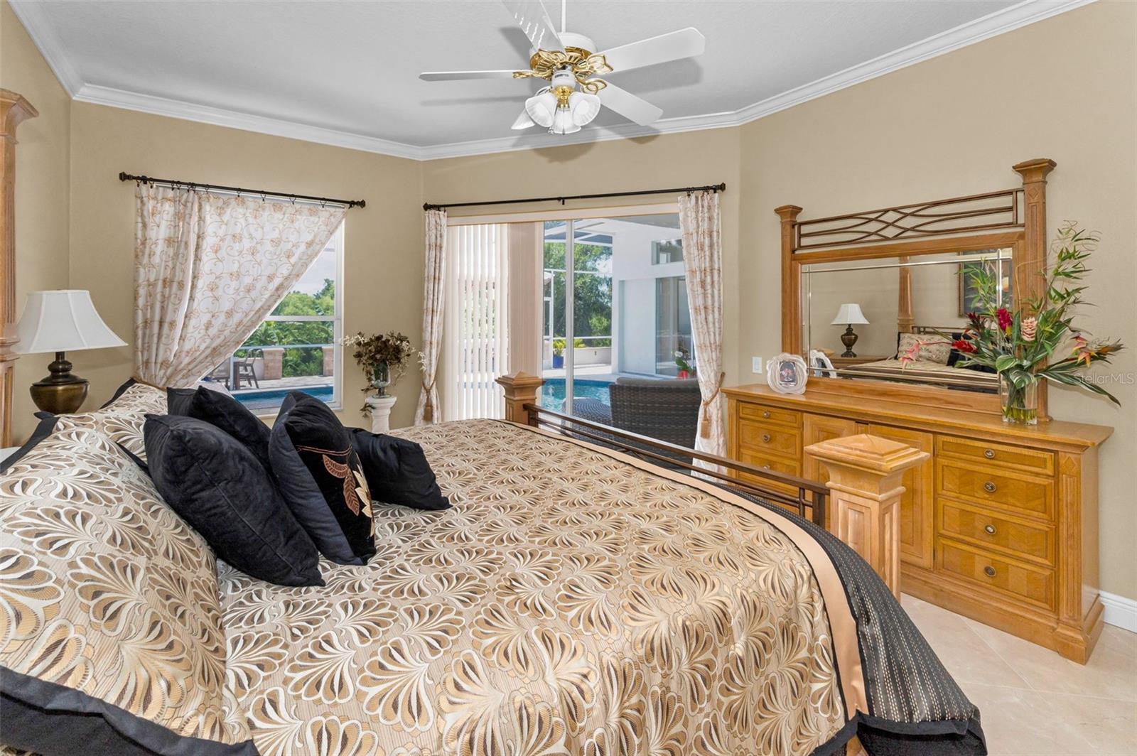 Listing photo id 34 for 9208 Brindlewood Drive