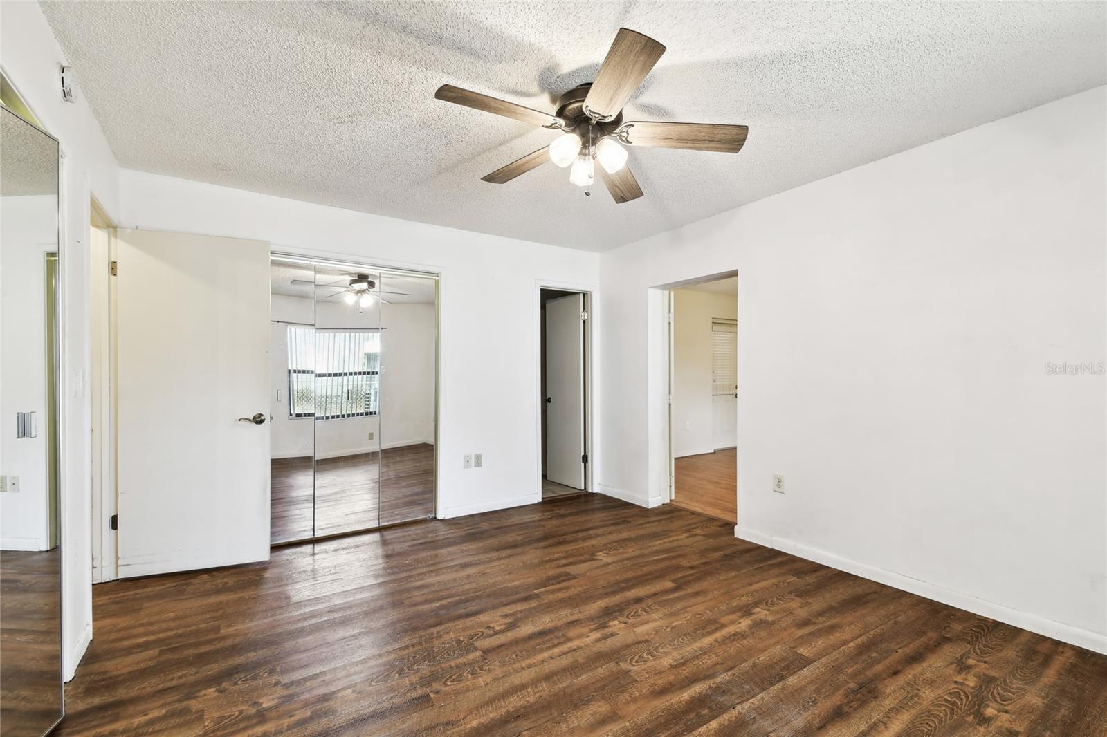 Image 35 of 81 For 1102 Shadowbrook Drive N