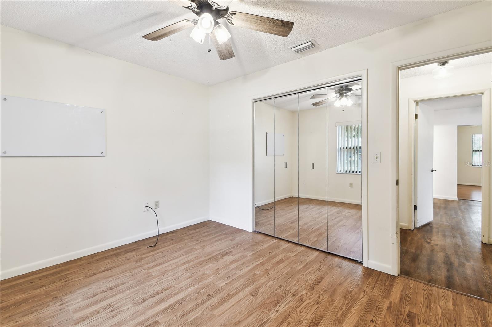 Image 47 of 81 For 1102 Shadowbrook Drive N